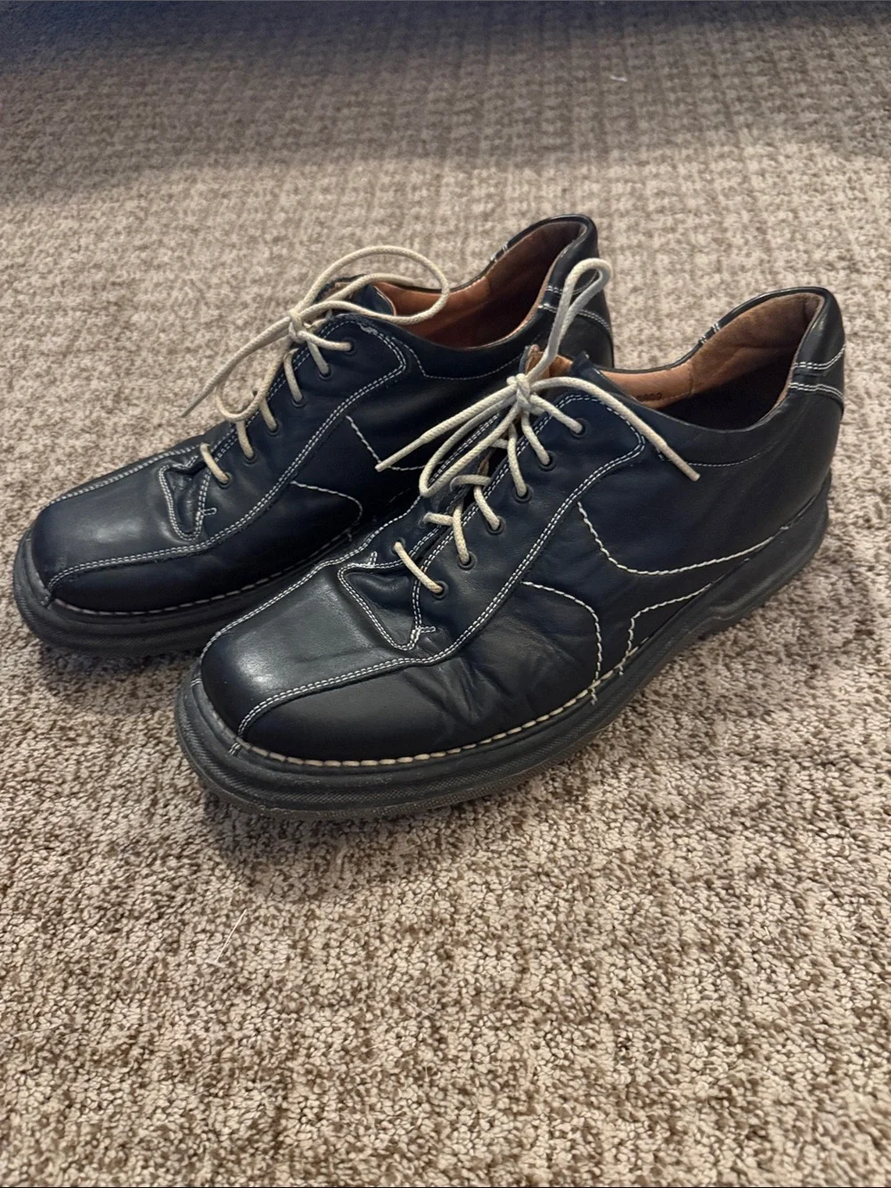 Johnston & Murphy Men's Black Leather Lace-Up Casual Shoes
